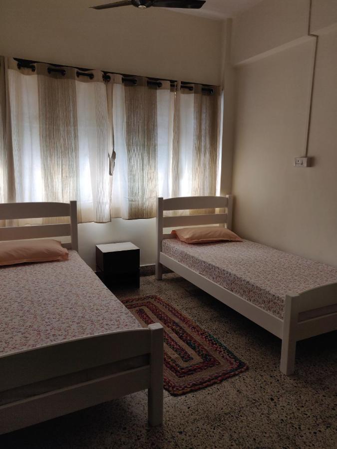 Raahgir Apartman Nászik Kültér fotó