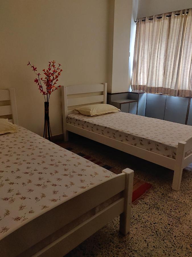 Raahgir Apartman Nászik Kültér fotó