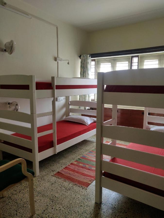 Raahgir Apartman Nászik Kültér fotó