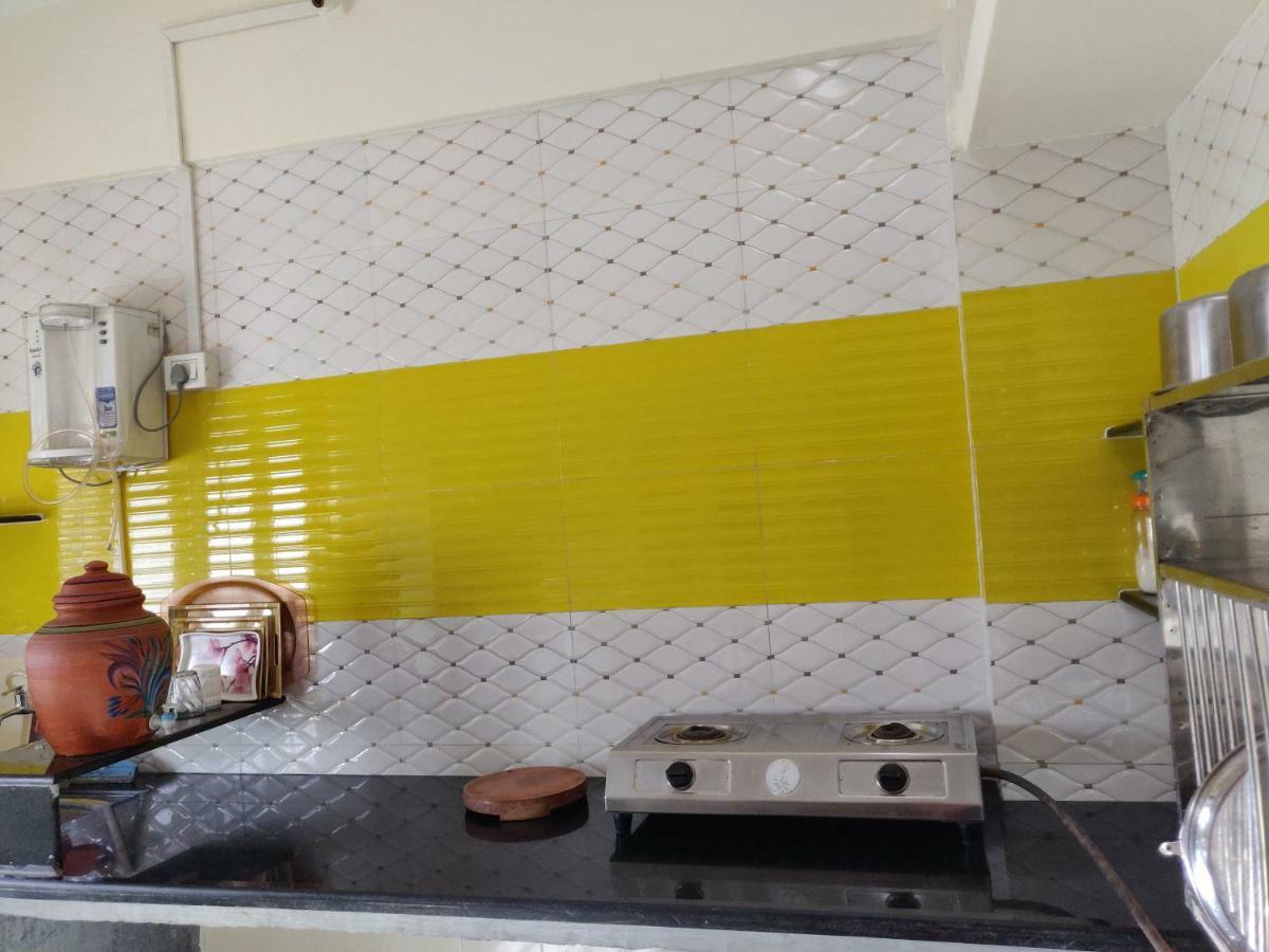Raahgir Apartman Nászik Kültér fotó