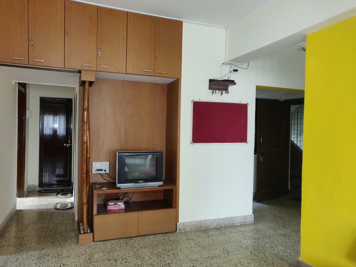 Raahgir Apartman Nászik Kültér fotó